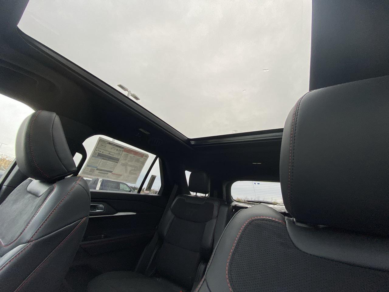 2026 Ford Explorer ST Photo