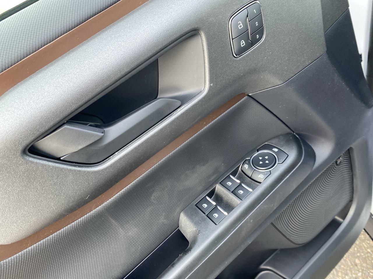 2025 Ford Bronco Sport Outher Banks Photo