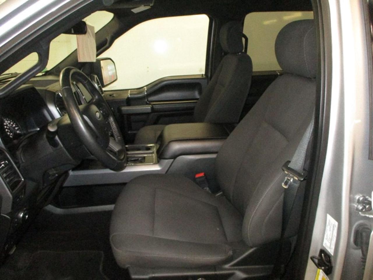 2018 Ford F-150 XLT 5.5-ft.Bed Photo3