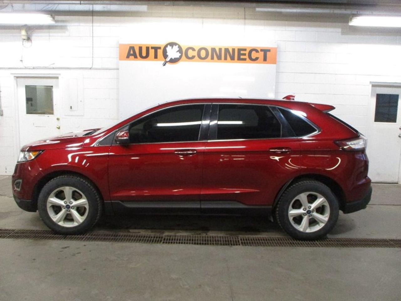 2017 Ford Edge Titanium AWD Photo5