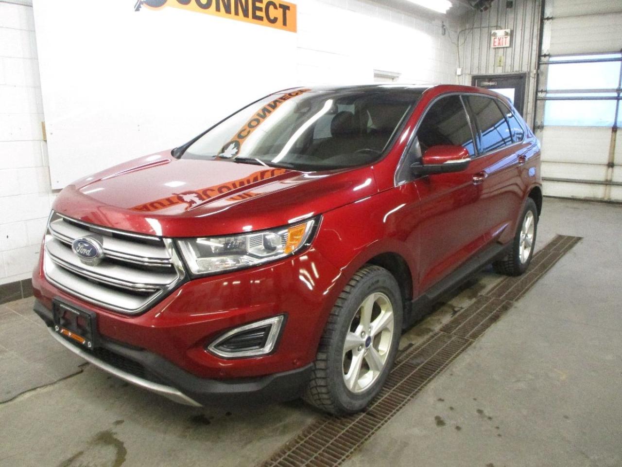 2017 Ford Edge Titanium AWD Photo0
