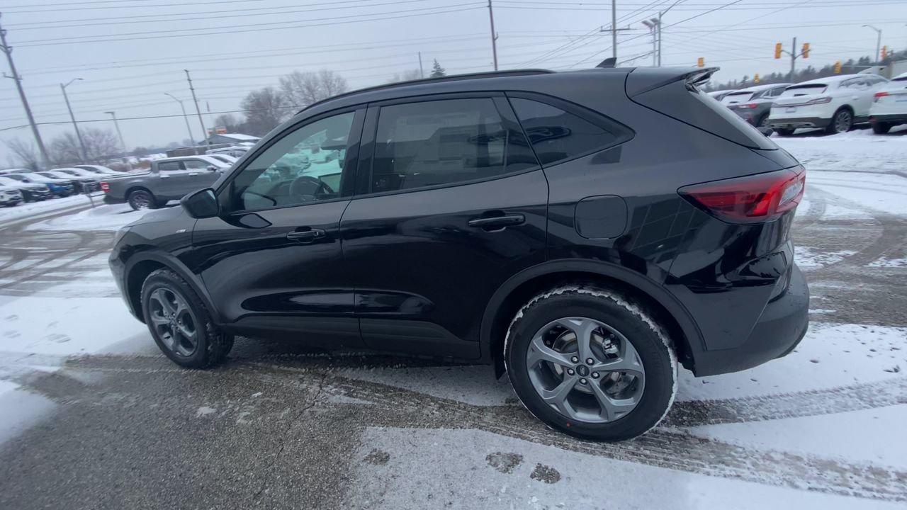2026 Ford Escape ST-Line Photo