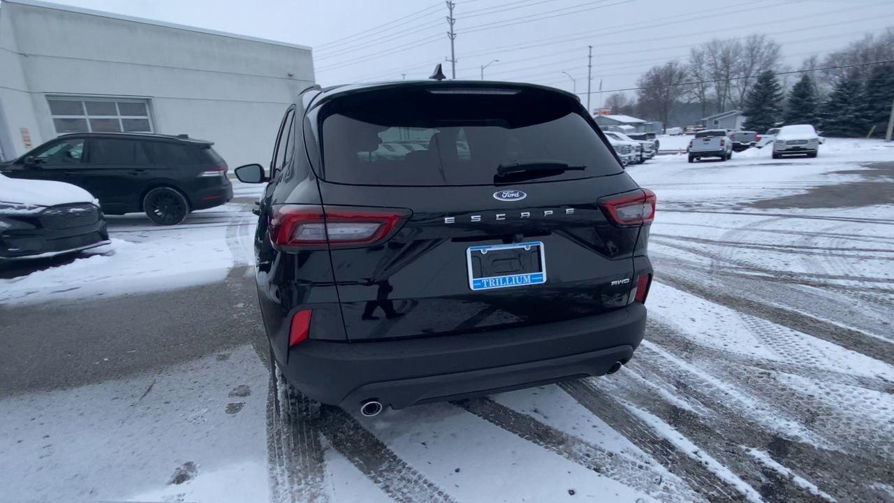 2026 Ford Escape ST-Line Photo