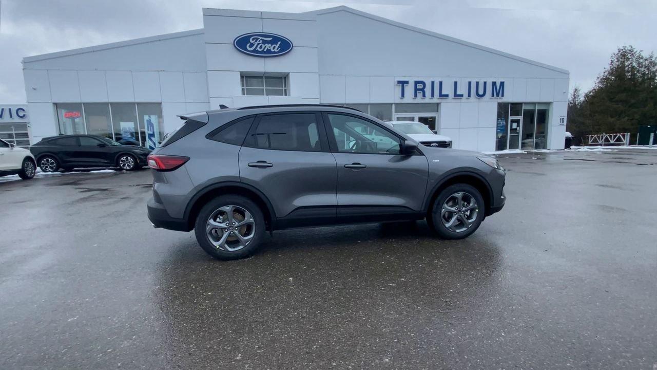 2026 Ford Escape ST-Line Photo