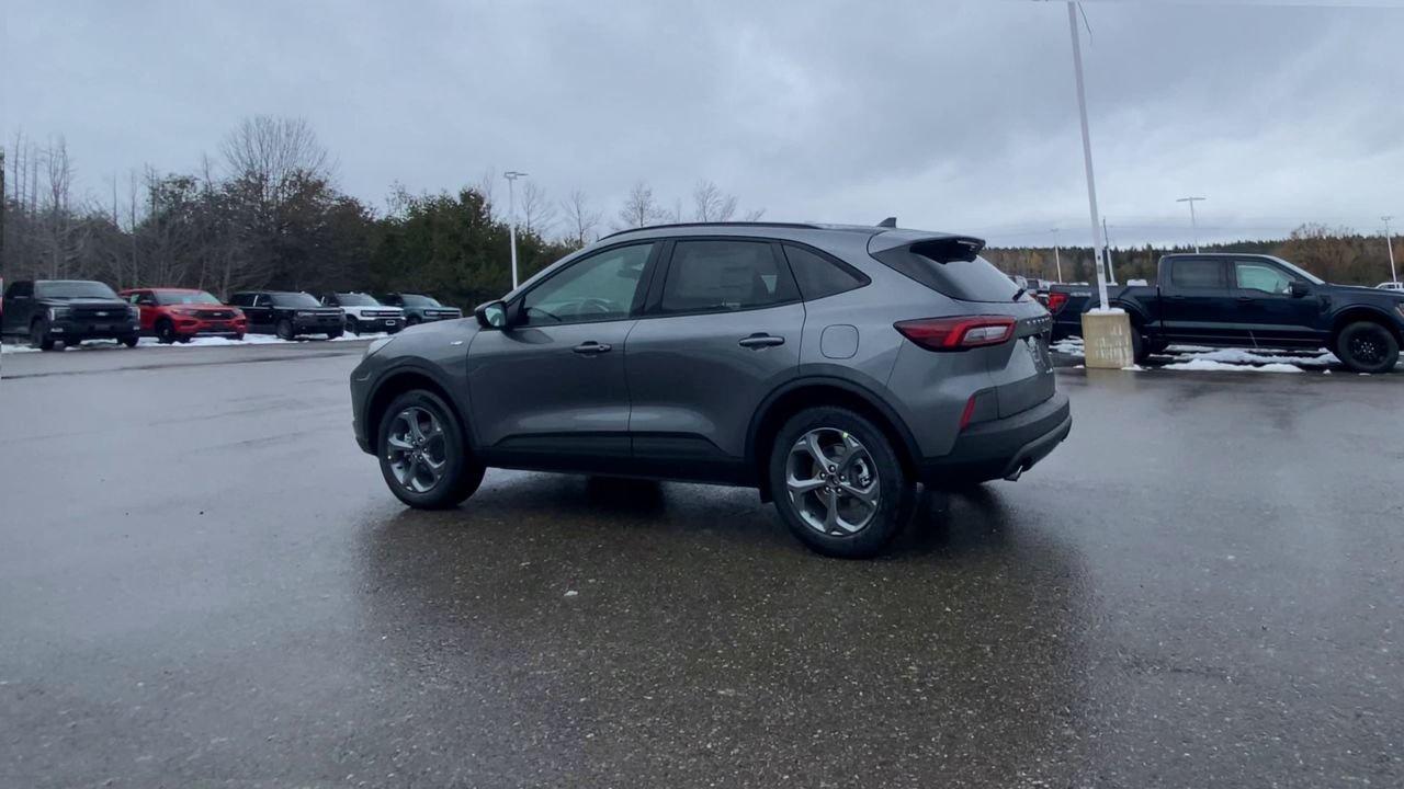 2026 Ford Escape ST-Line Photo
