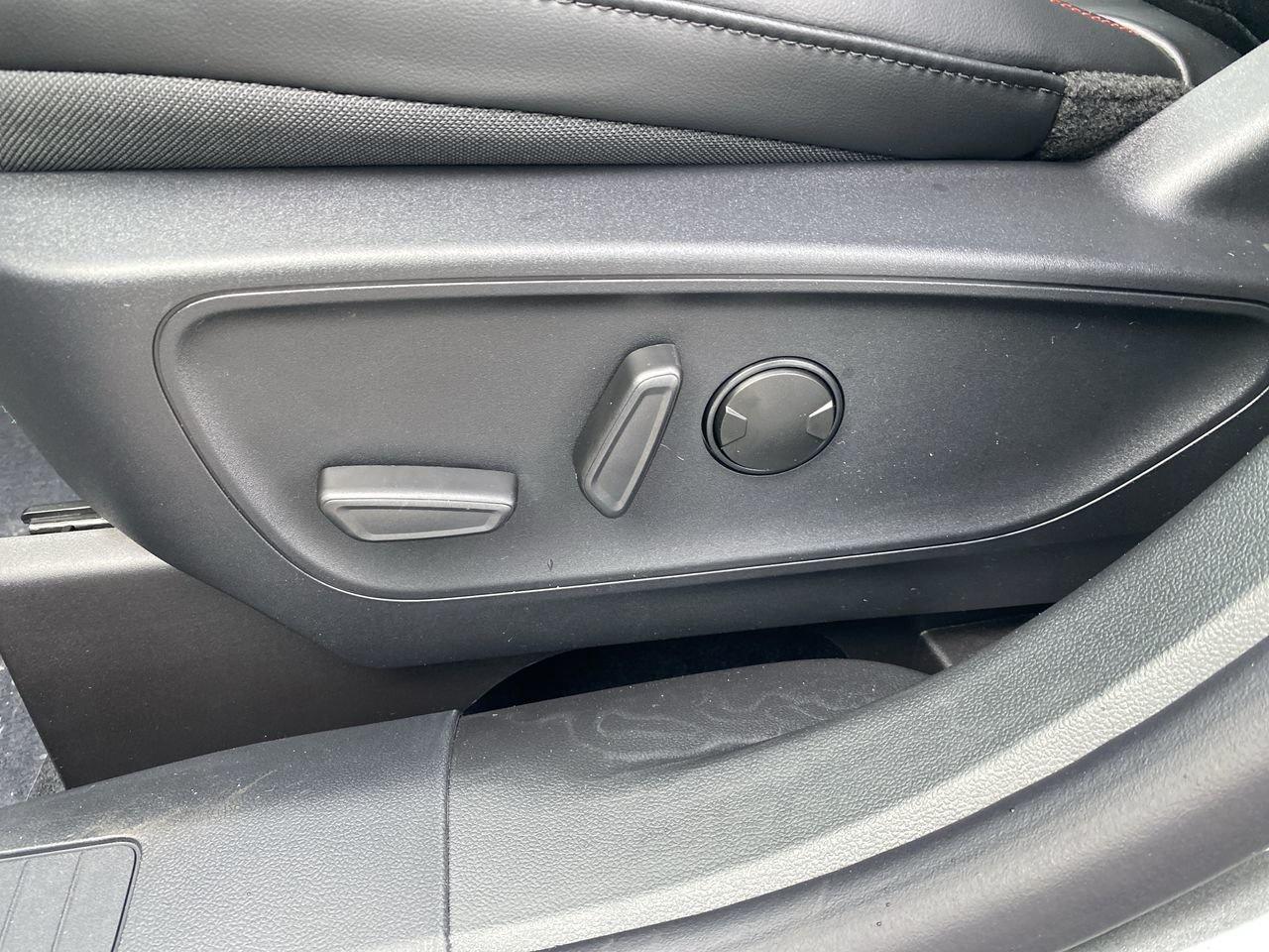 2026 Ford Escape ST-Line Photo