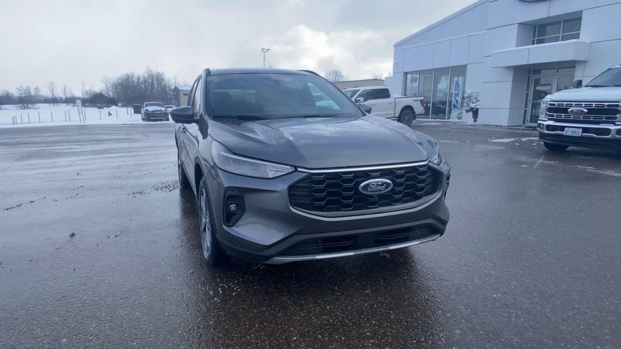 2026 Ford Escape ST-Line Select Photo