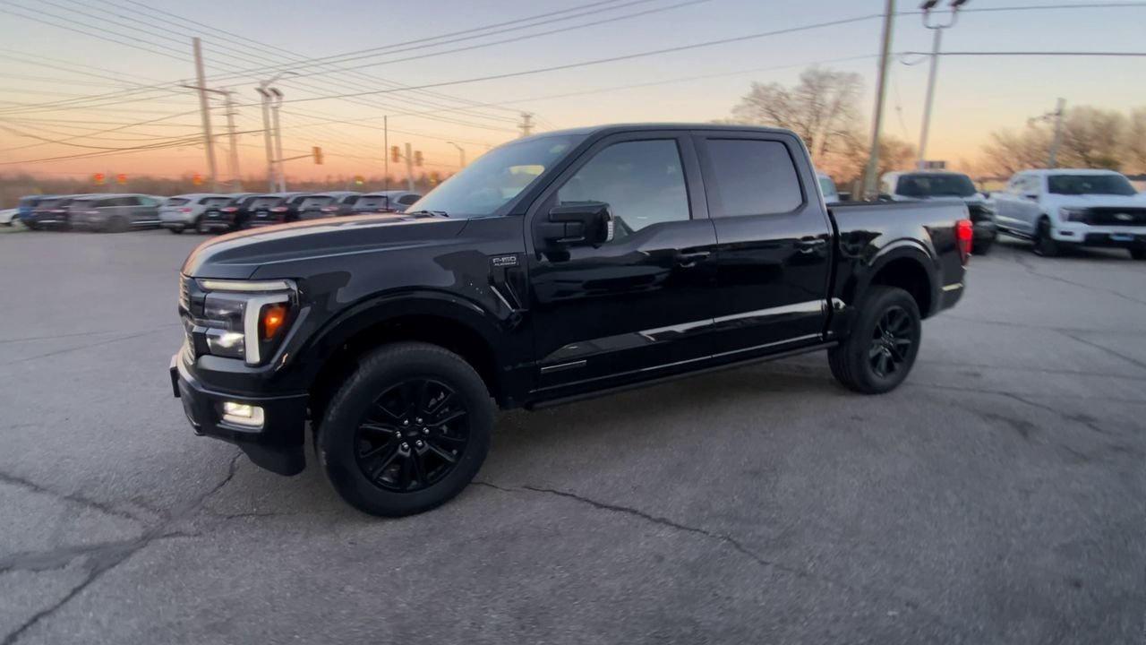 2025 Ford F-150 HYBRID PLATINUM Photo3