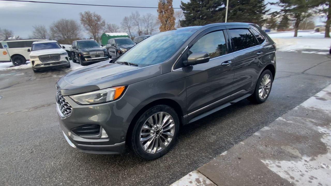 2024 Ford Edge Titanium Photo3
