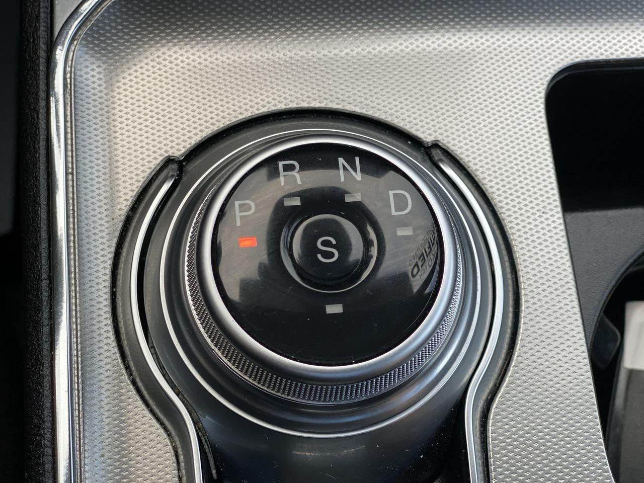 2024 Ford Edge Titanium Photo