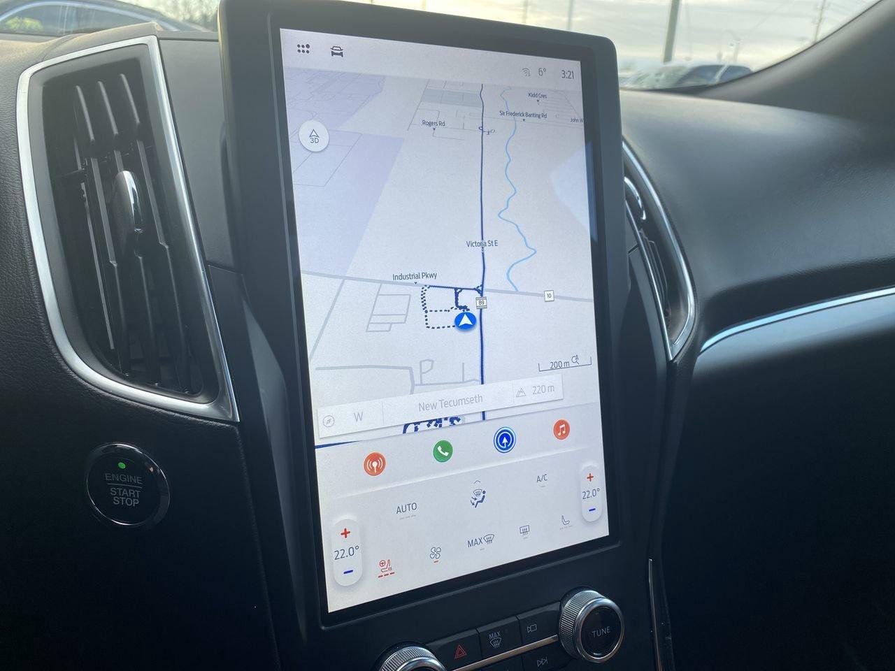 2024 Ford Edge Titanium Photo