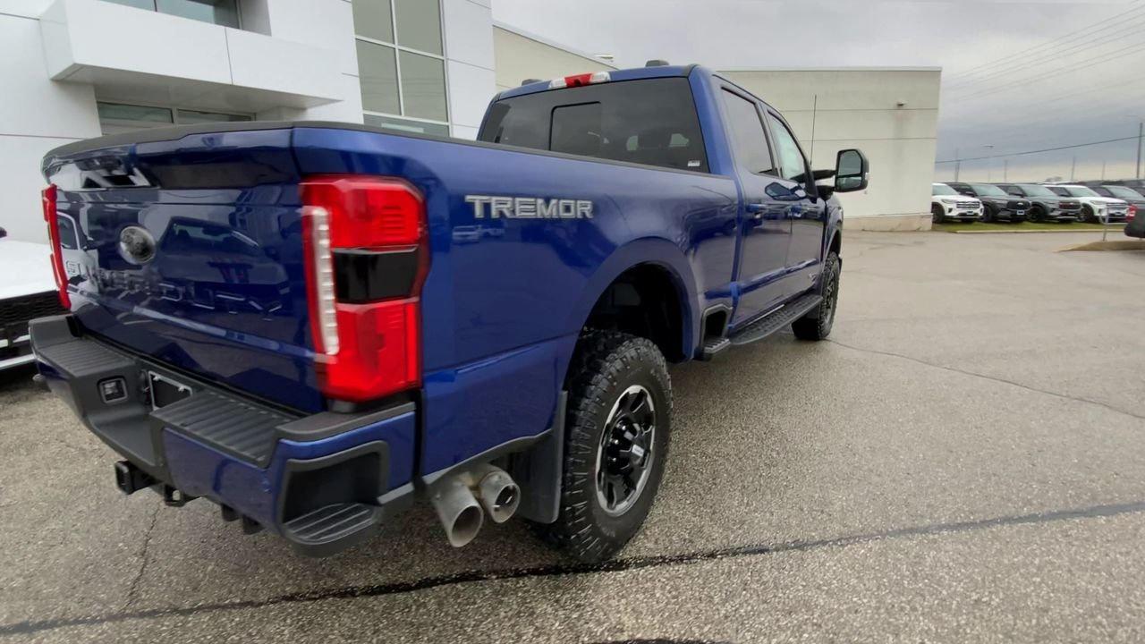 2026 Ford F-250 LARIAT Photo