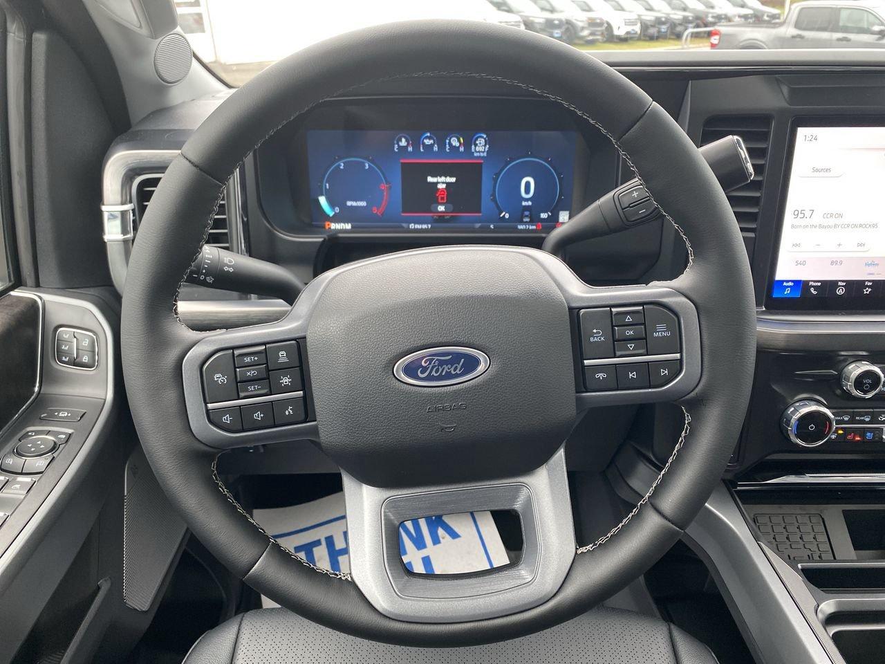 2026 Ford F-250 LARIAT Photo