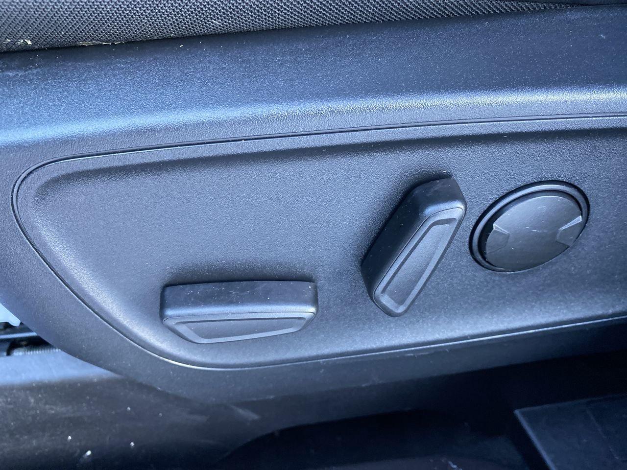 2024 Ford Escape ST-Line Photo