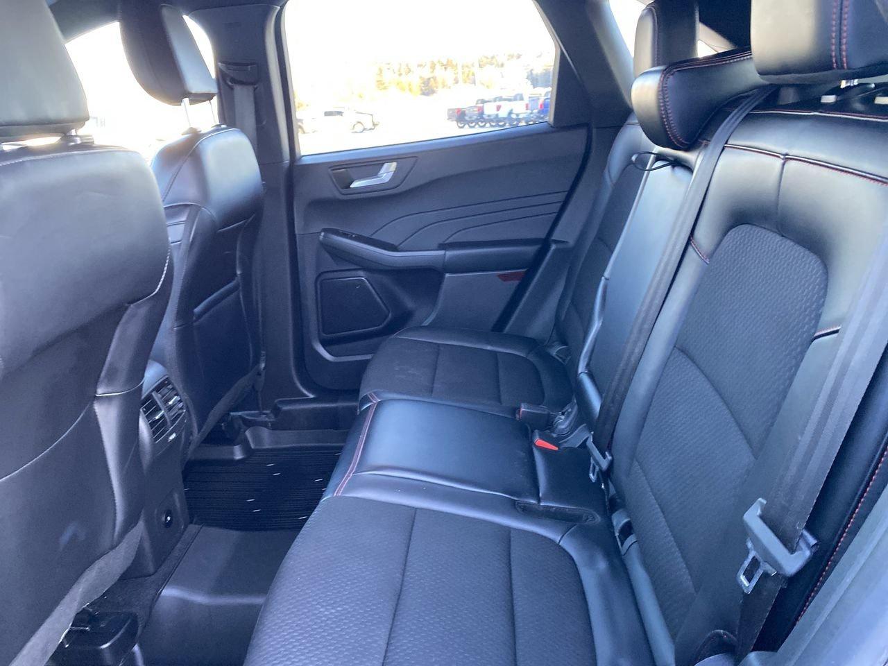 2024 Ford Escape ST-Line Photo