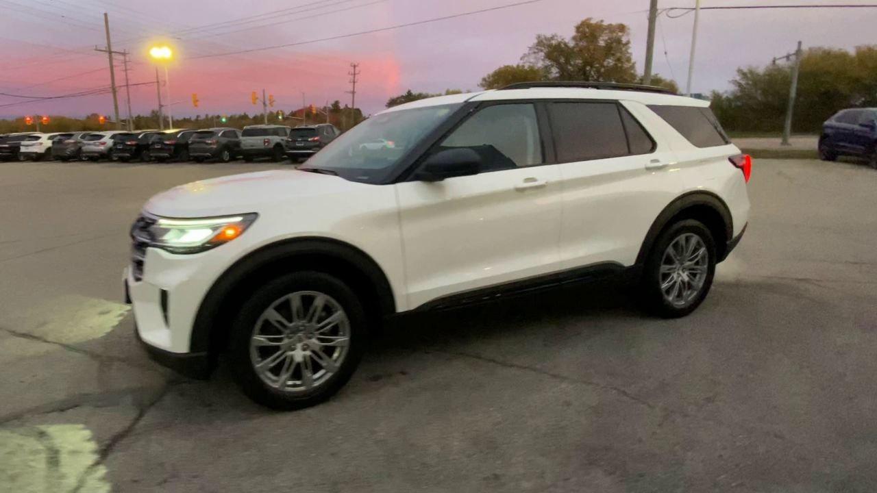 2026 Ford Explorer Active Photo