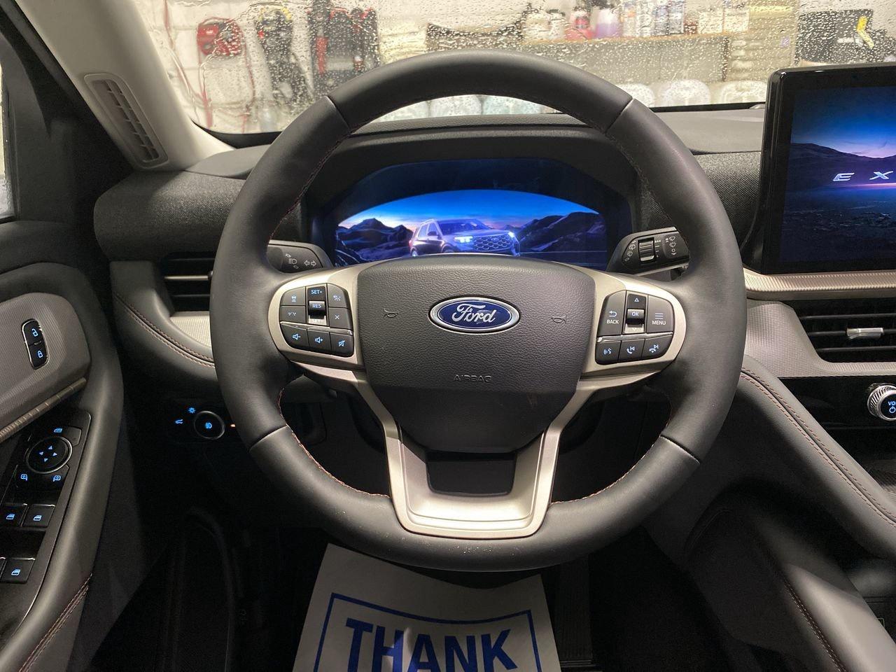 2026 Ford Explorer Active Photo