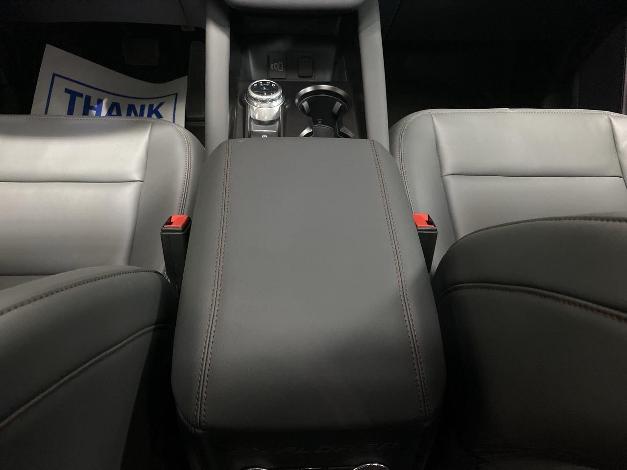 2026 Ford Explorer Active Photo