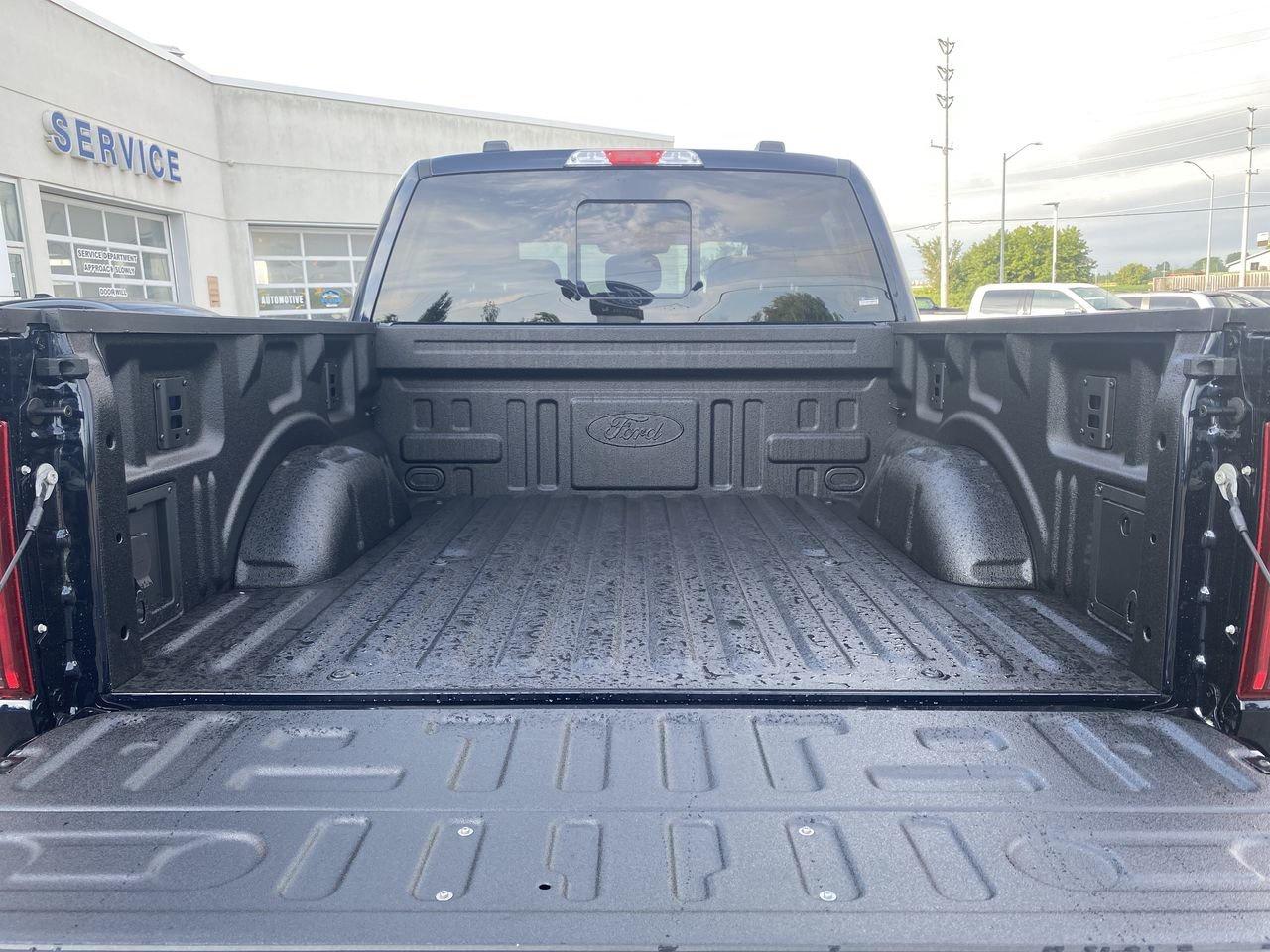 2025 Ford F-150 XLT Photo