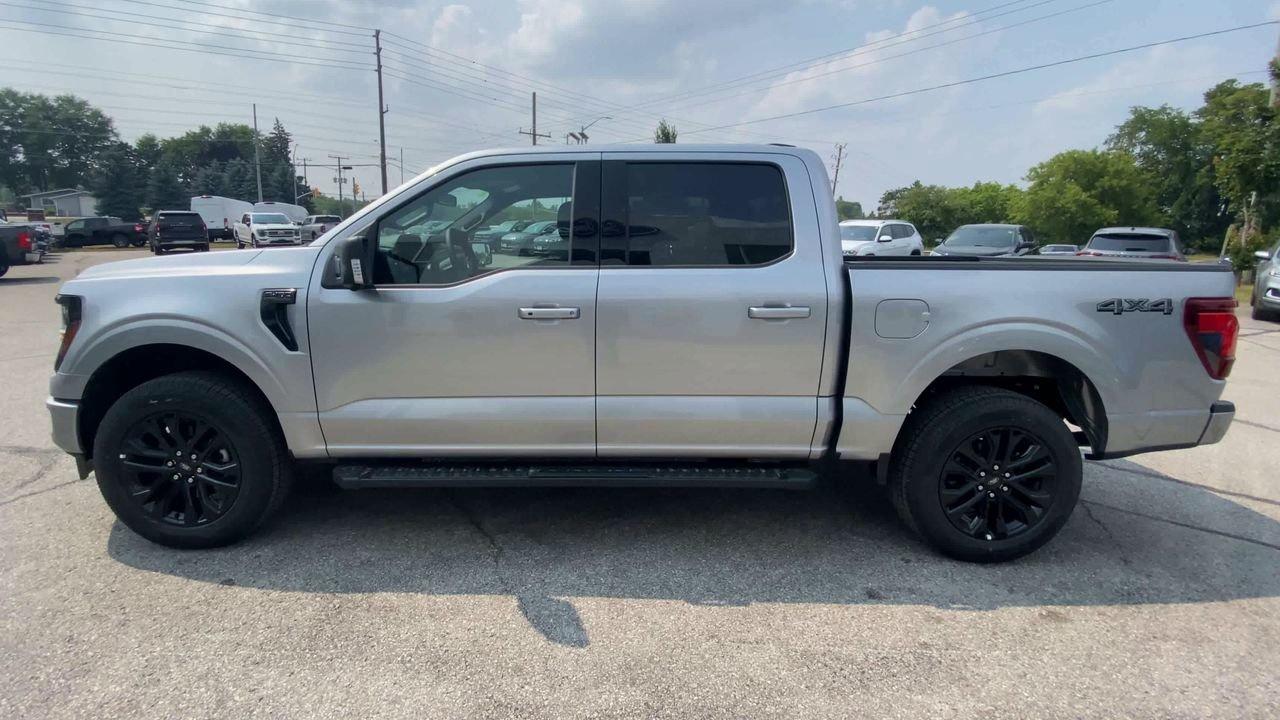 2025 Ford F-150 XLT Photo4