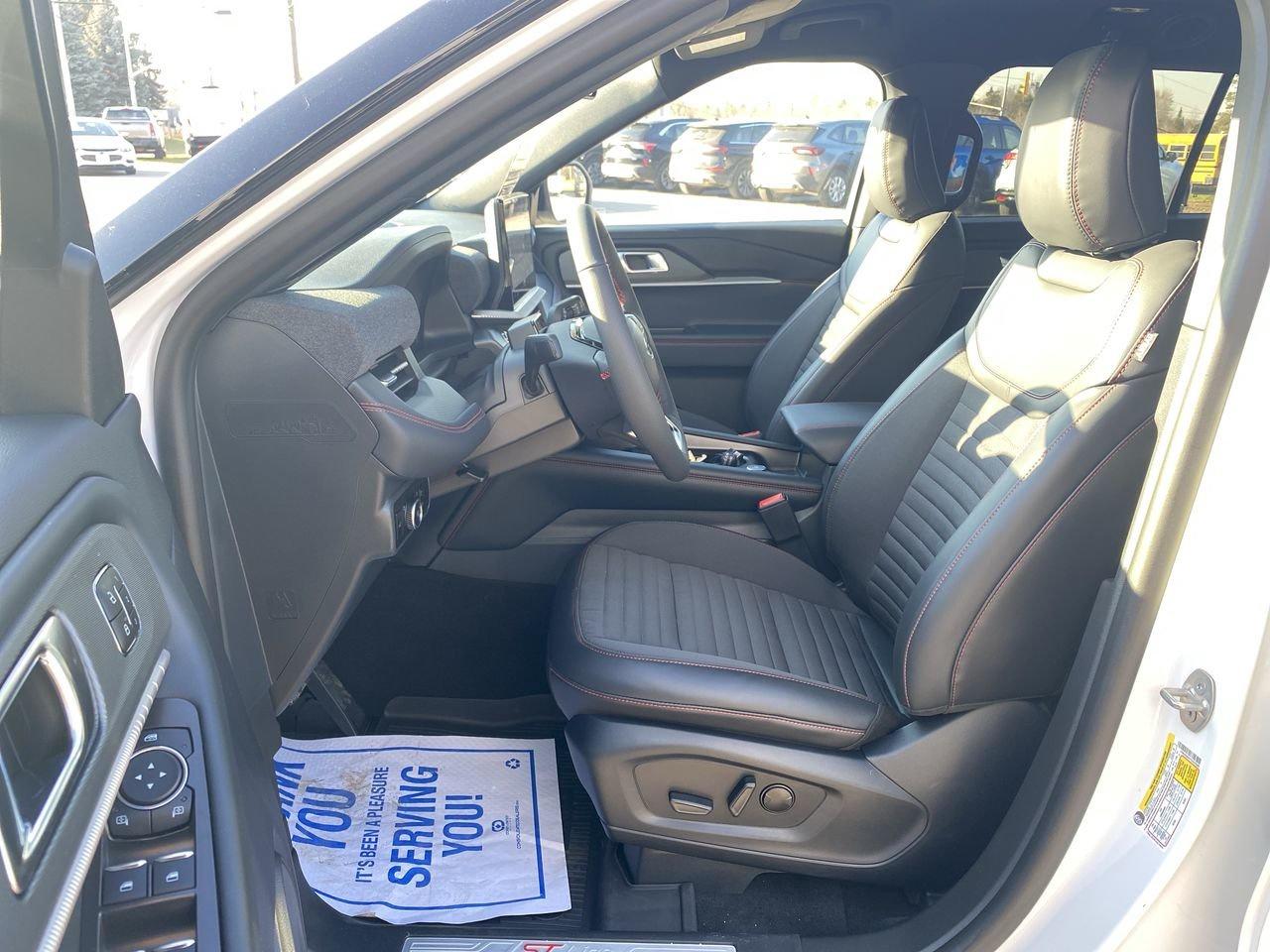 2026 Ford Explorer ST-Line Photo