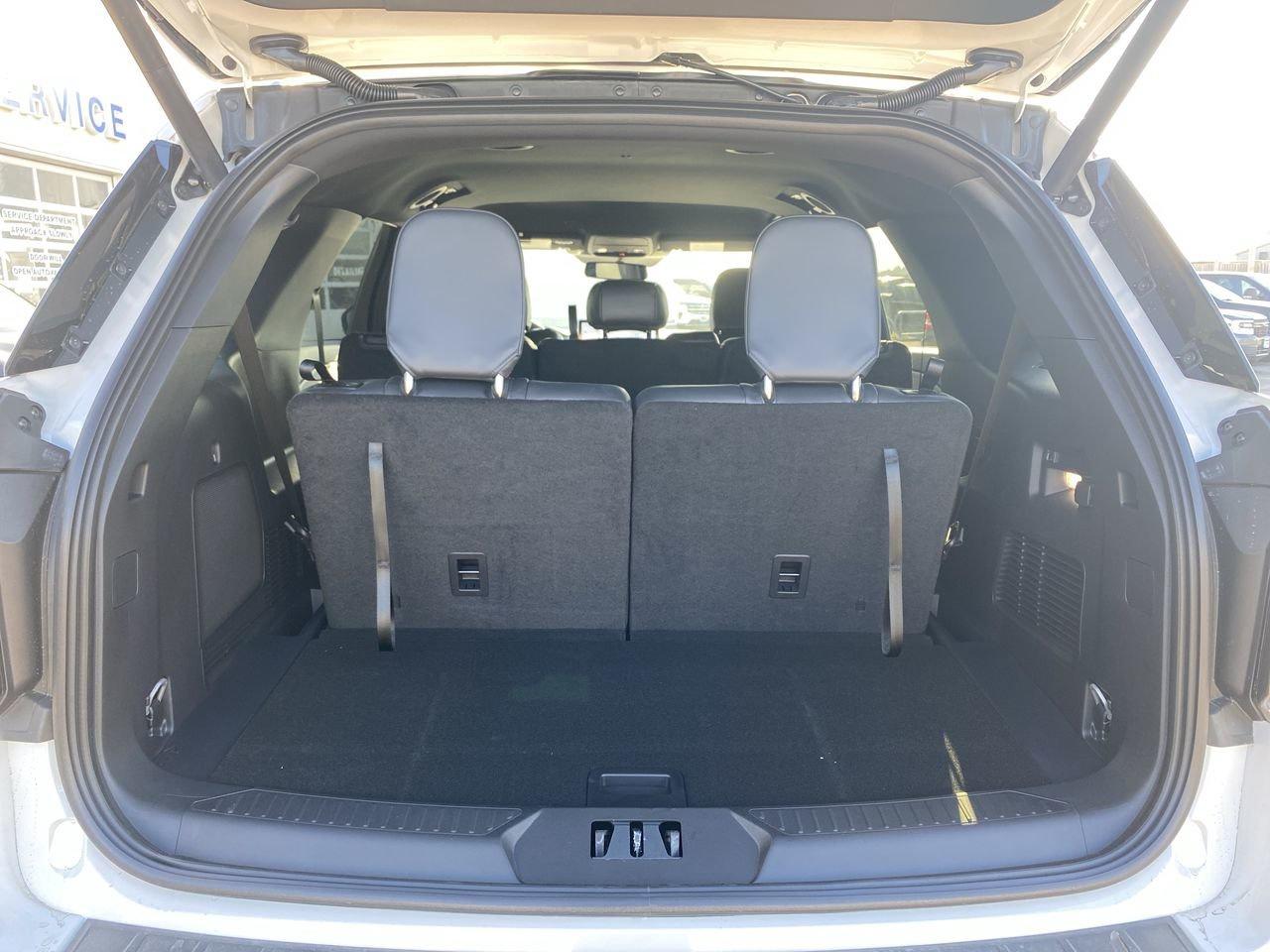 2026 Ford Explorer ST-Line Photo
