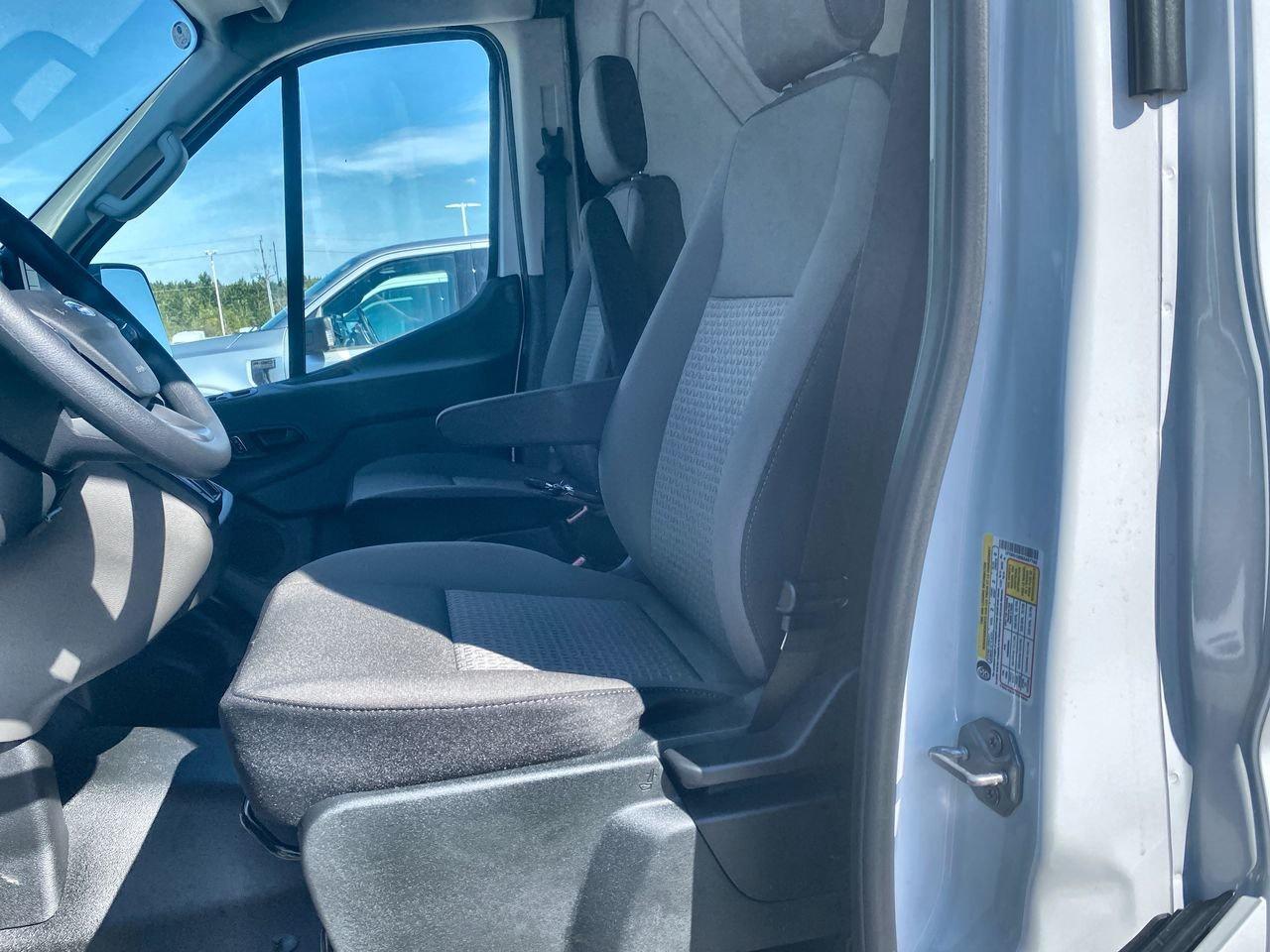 2025 Ford Transit T250 PASS SLIDE 148 Photo