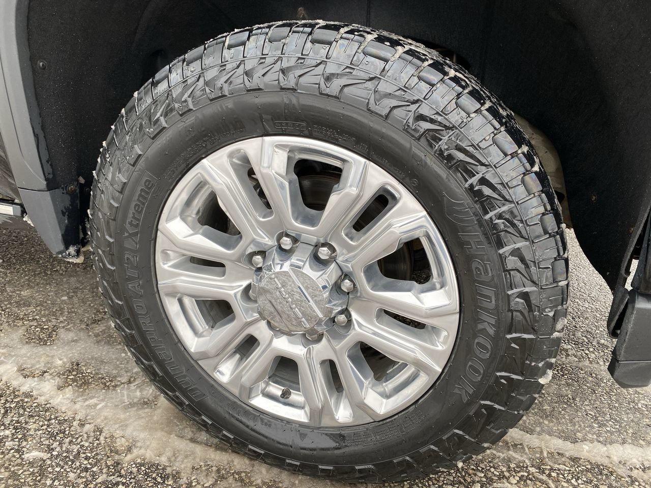 2023 GMC SIERRA 2500HD DENALI Photo