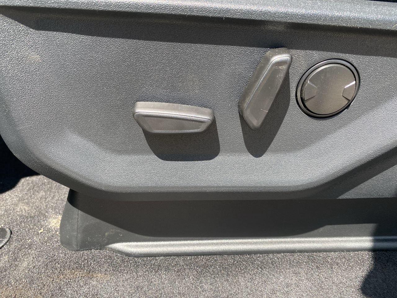 2025 Ford F-150 XLT Photo