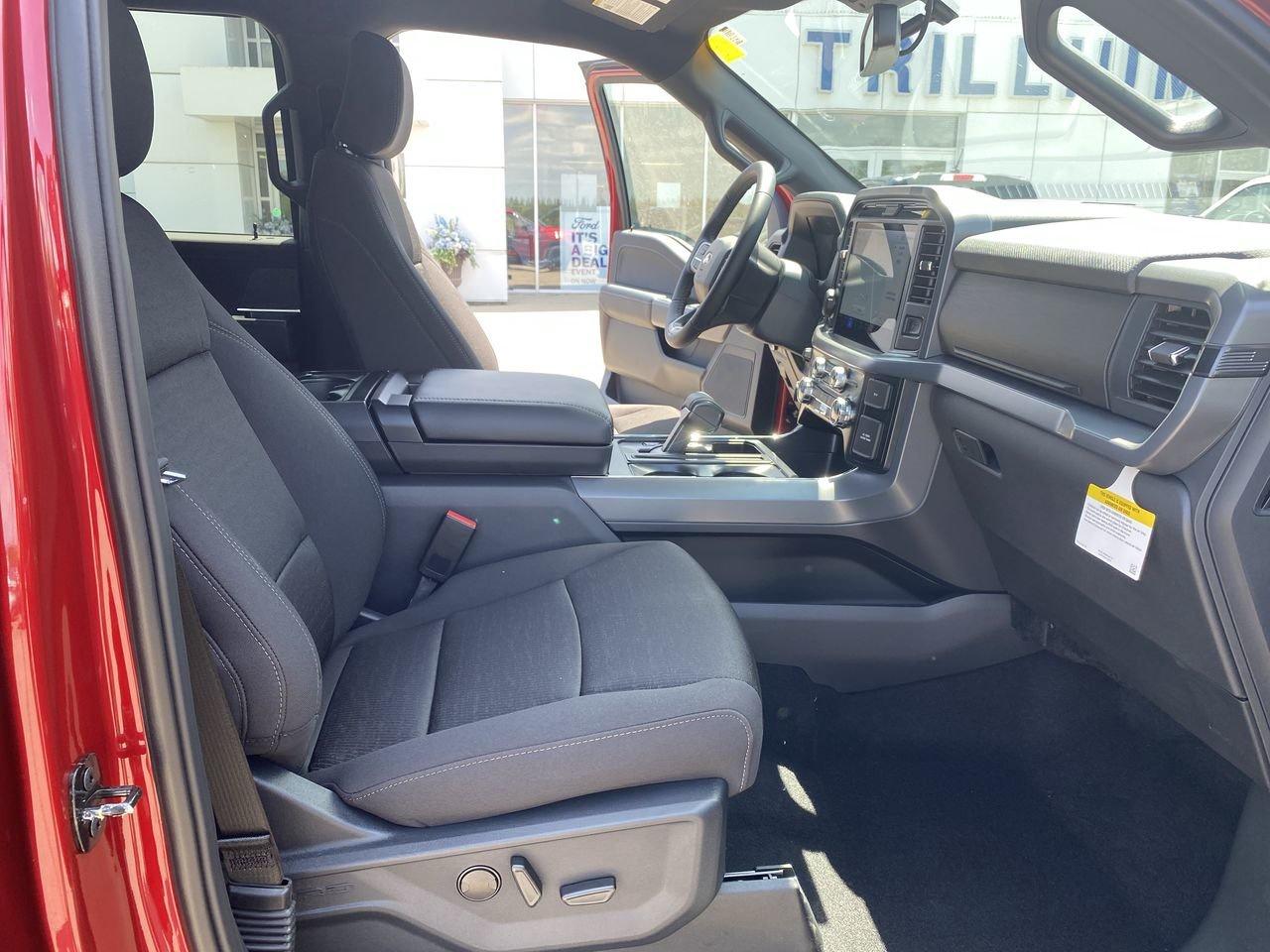2025 Ford F-150 XLT Photo