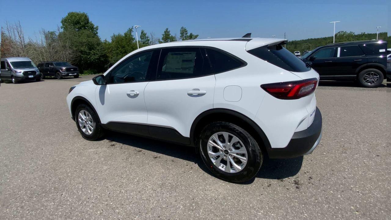 2025 Ford Escape Active Photo