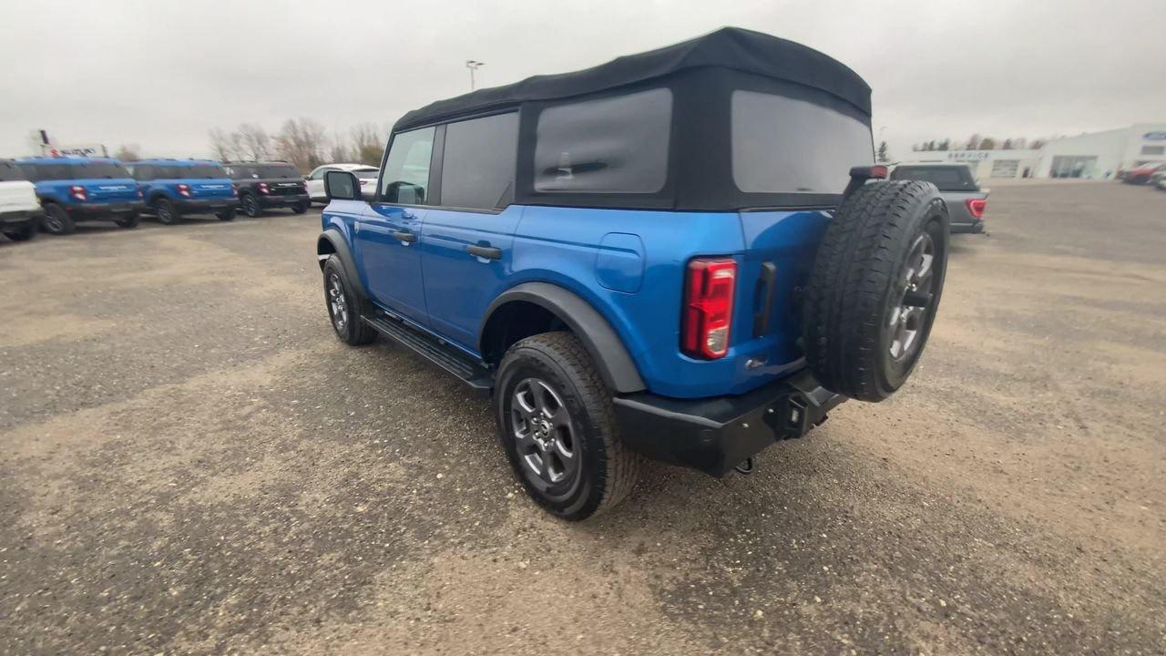 2022 Ford Bronco Big Bend Photo