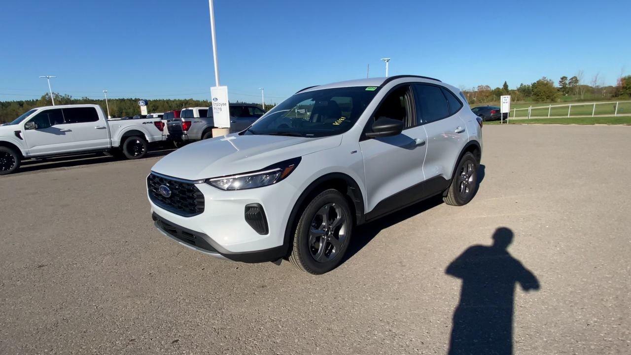 2026 Ford Escape ST-Line Photo