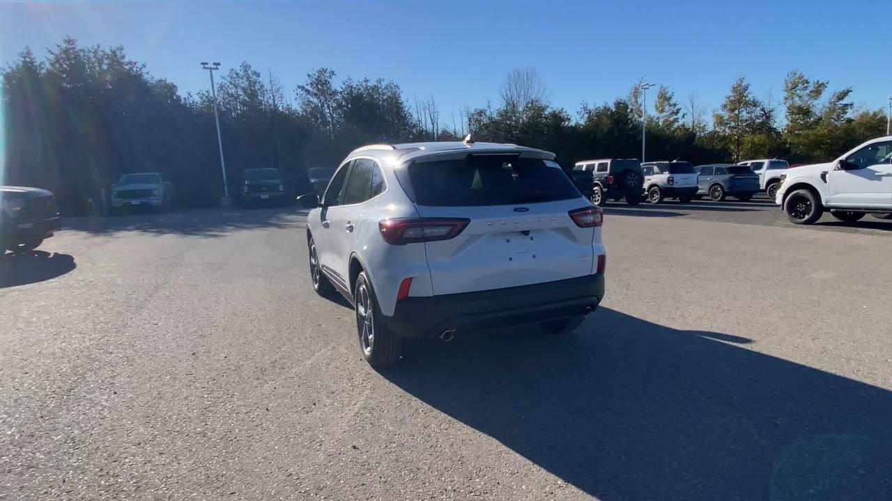 2026 Ford Escape ST-Line Photo