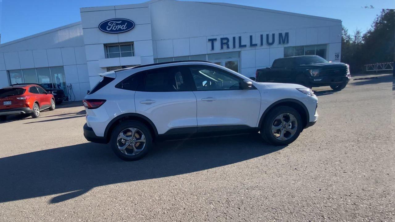 2026 Ford Escape ST-Line Photo