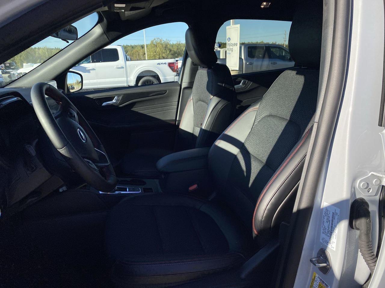 2026 Ford Escape ST-Line Photo