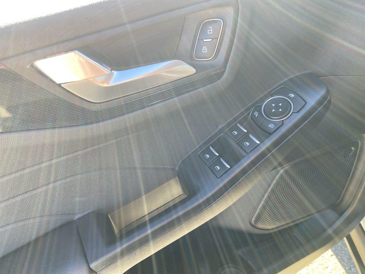 2026 Ford Escape ST-Line Photo