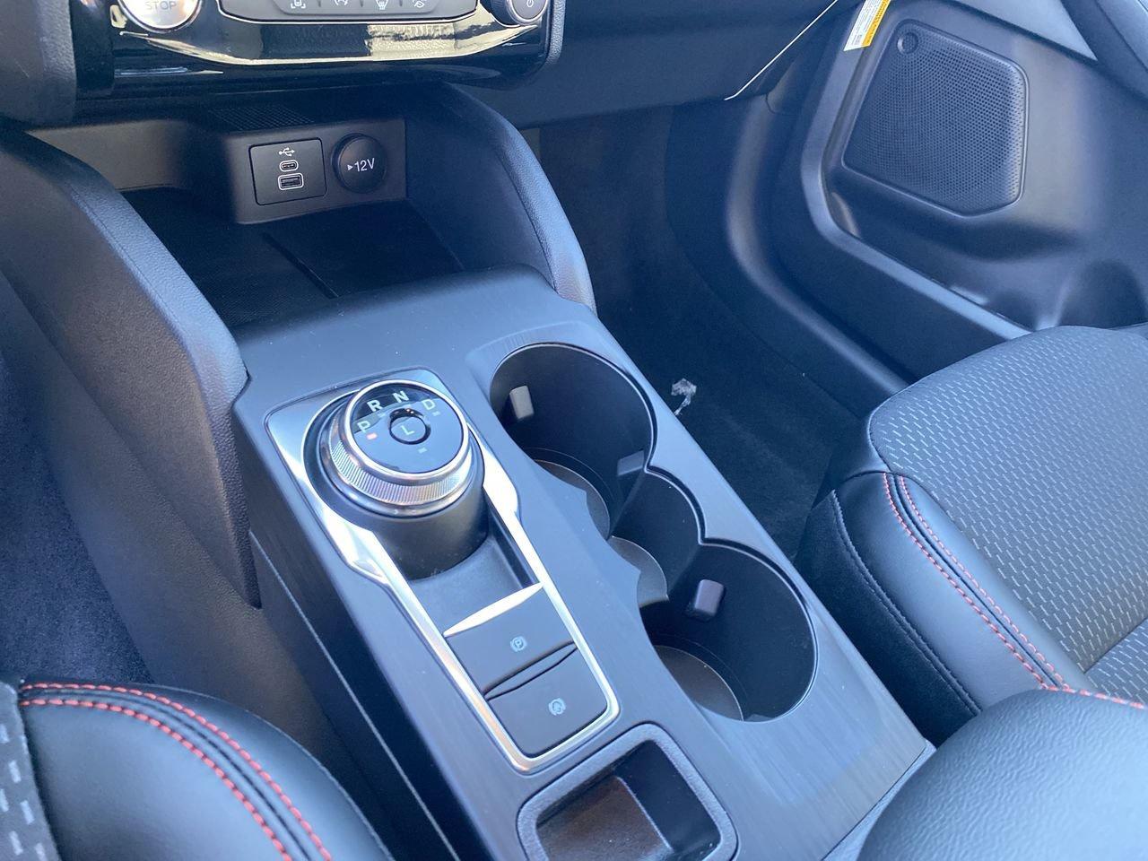 2026 Ford Escape ST-Line Photo