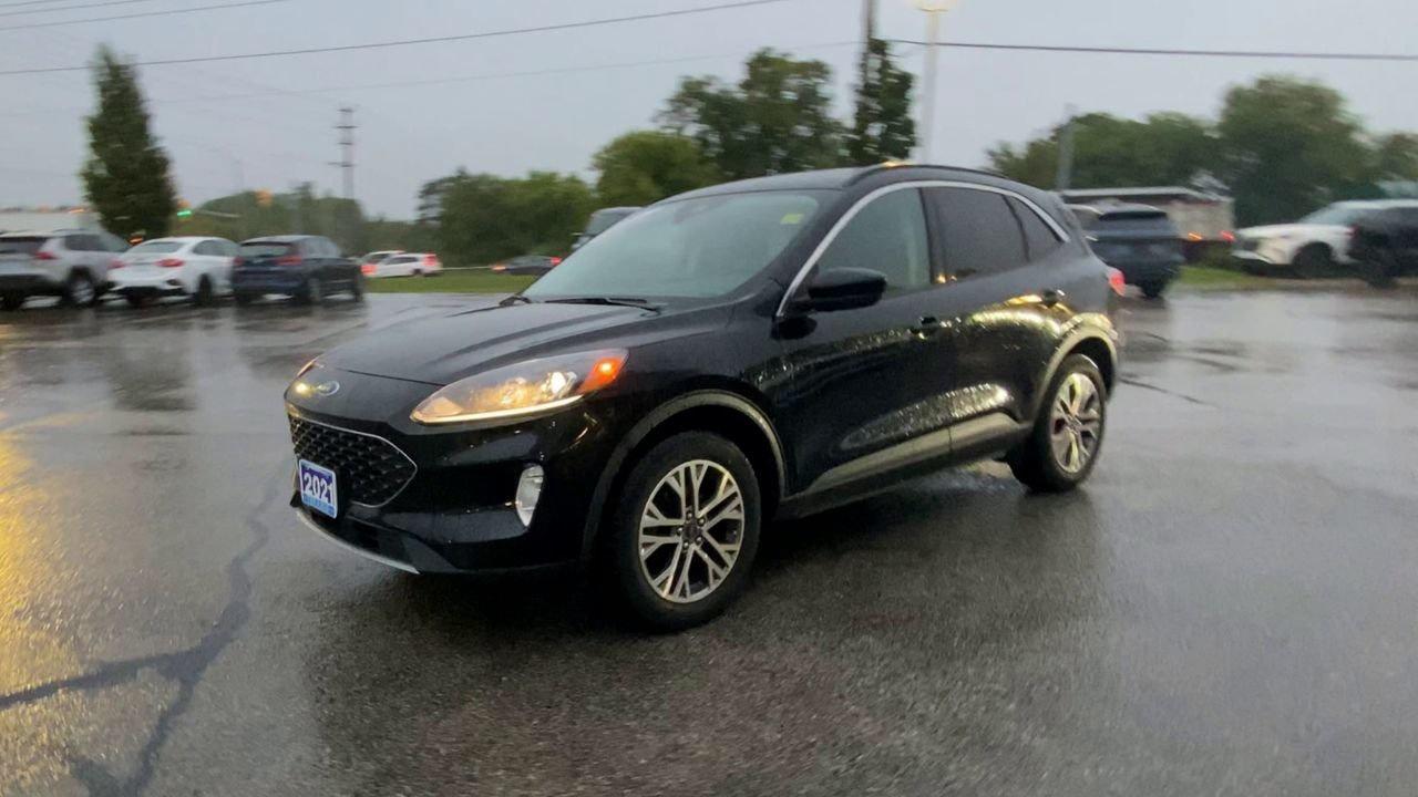 2021 Ford Escape SEL Photo