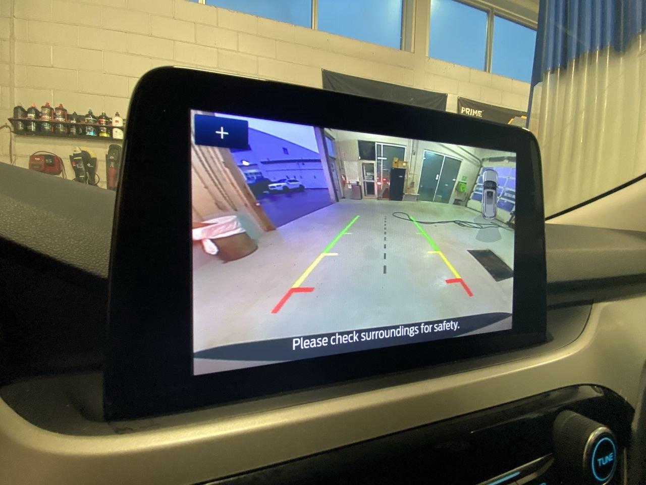 2021 Ford Escape SEL Photo