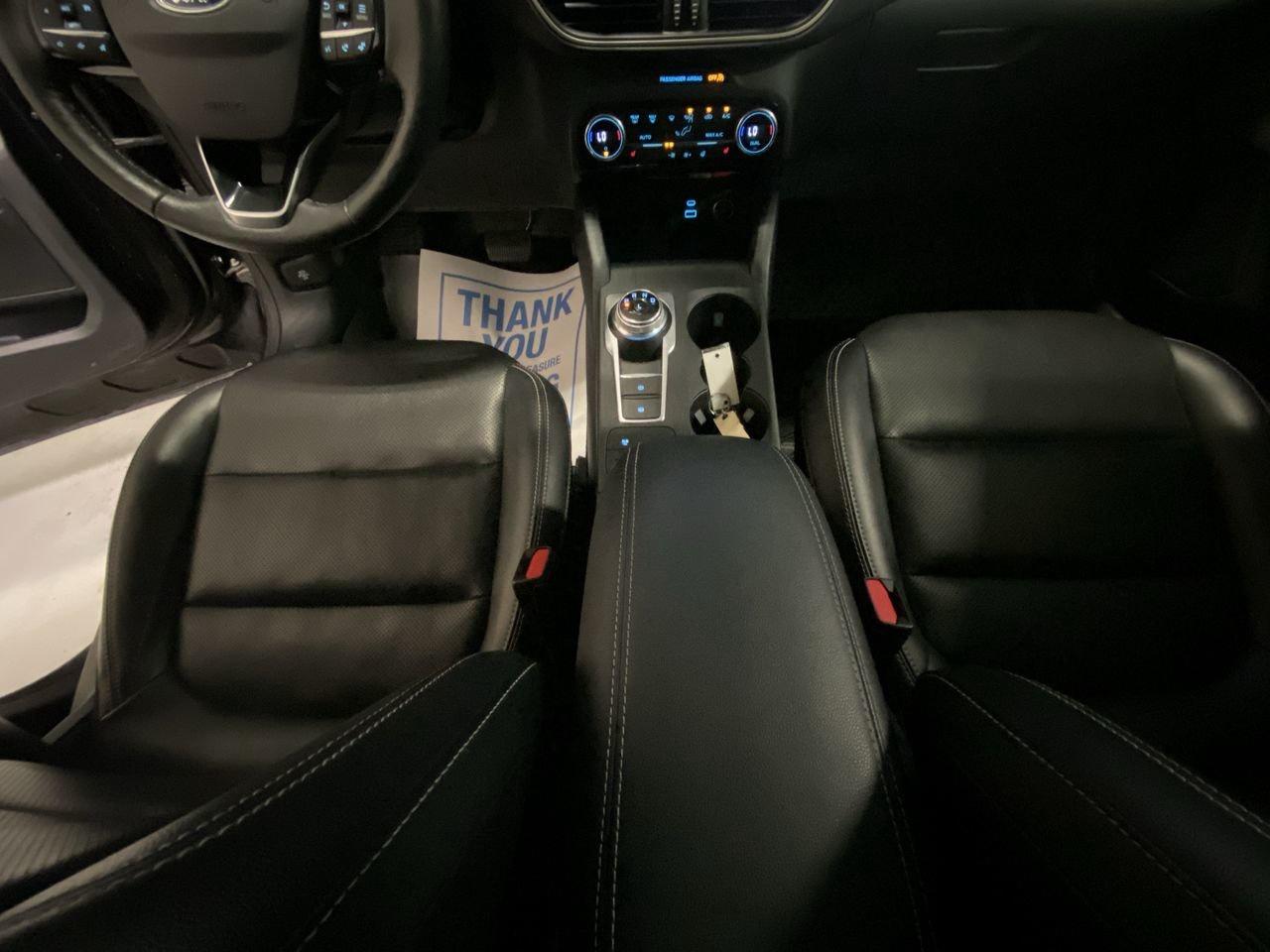 2021 Ford Escape SEL Photo