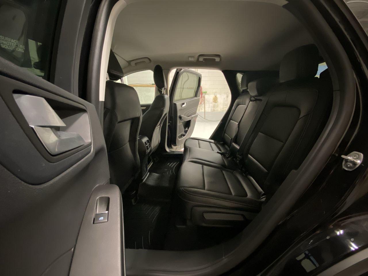 2021 Ford Escape SEL Photo