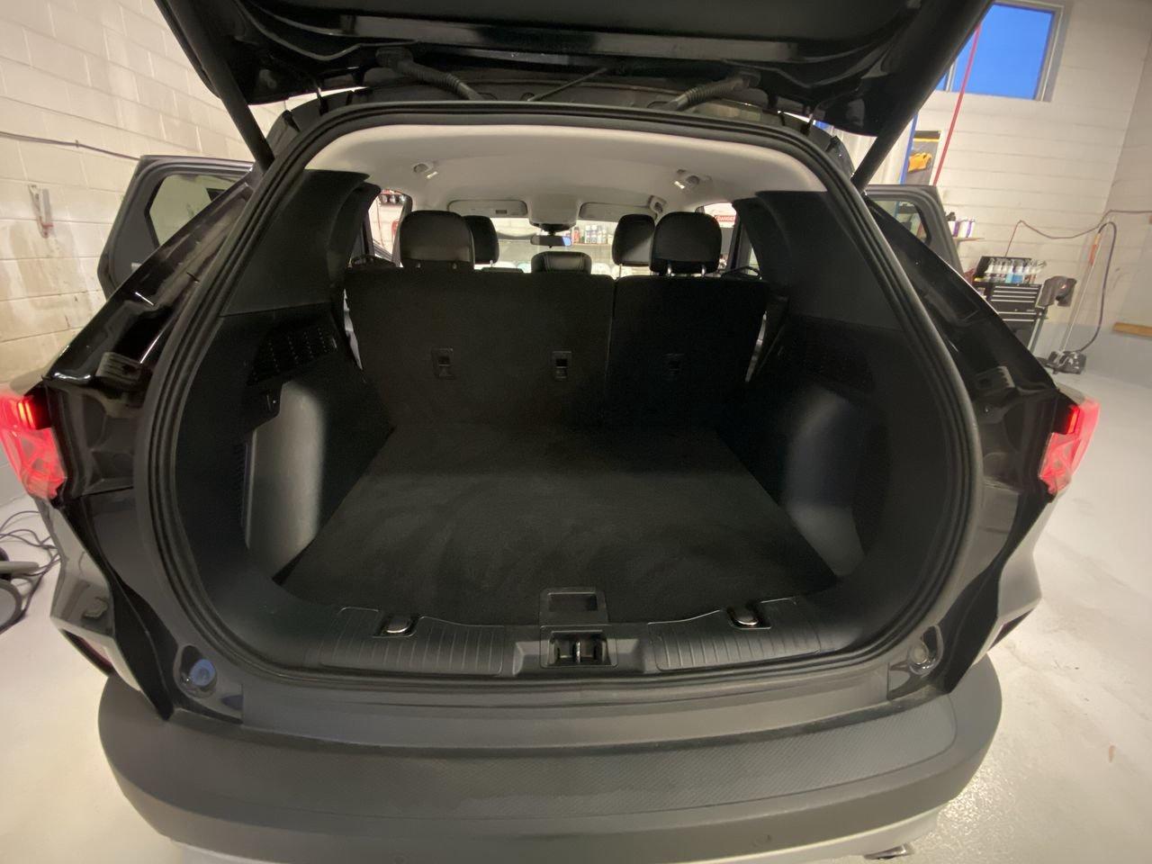 2021 Ford Escape SEL Photo