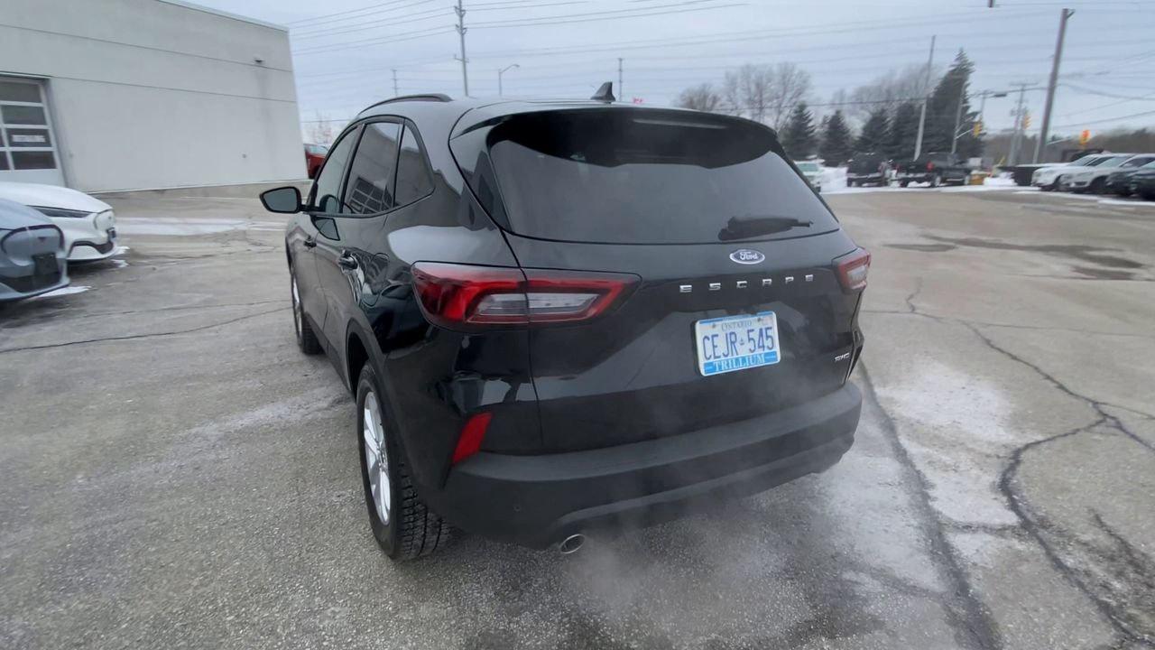 2025 Ford Escape ST-Line Photo