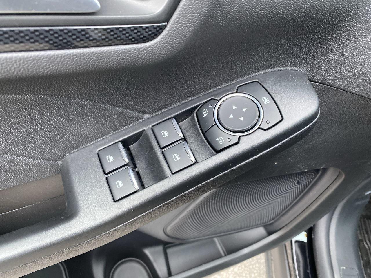 2025 Ford Escape ST-Line Photo