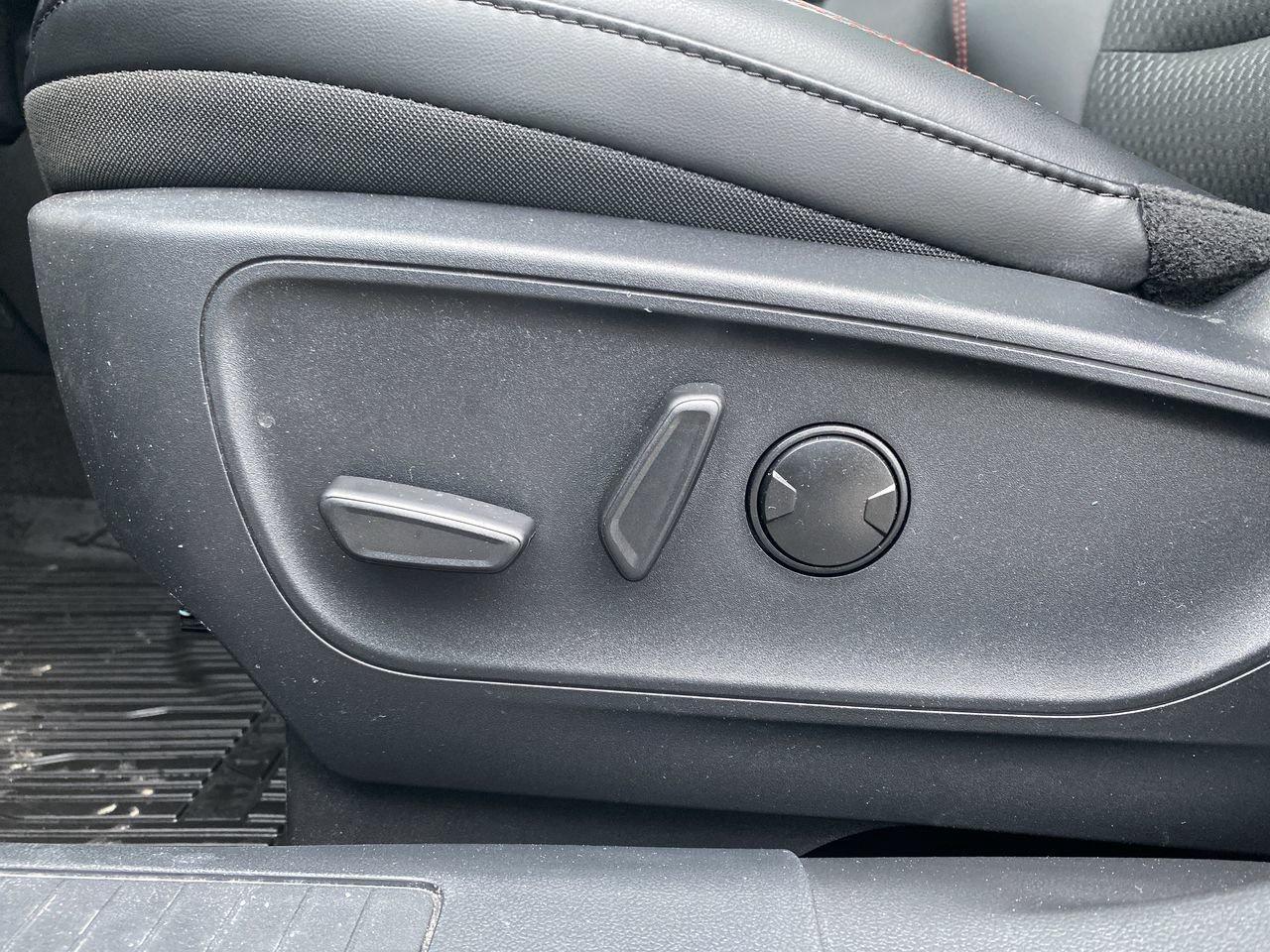 2025 Ford Escape ST-Line Photo