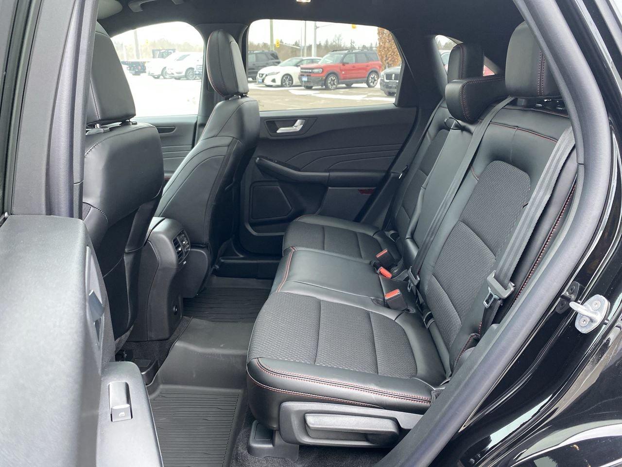 2025 Ford Escape ST-Line Photo