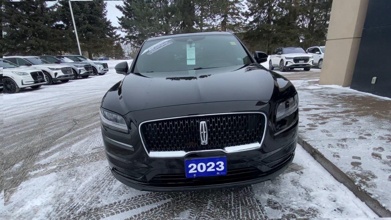 2023 Lincoln Nautilus RESERVE Photo2