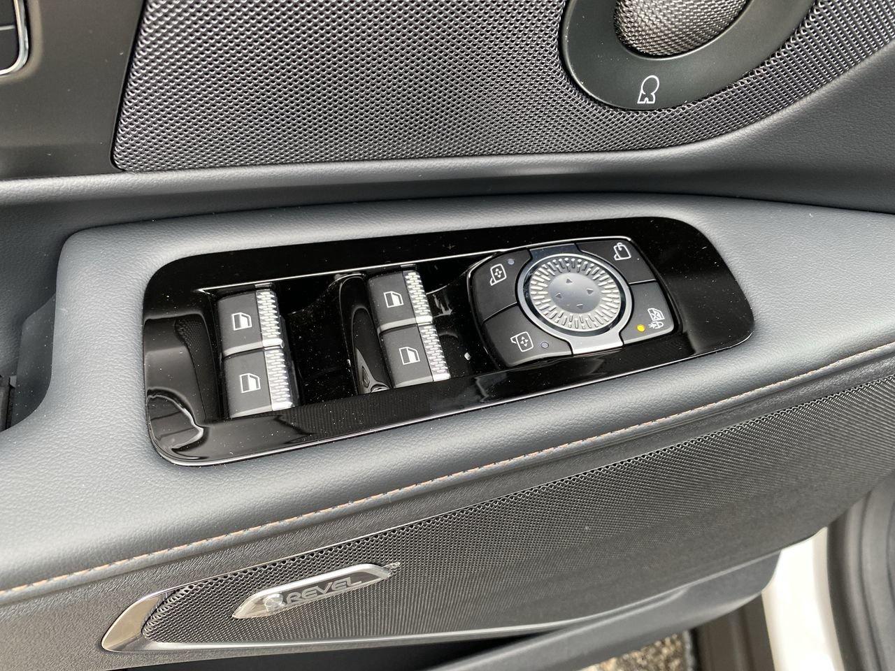 2024 Lincoln Nautilus Hybrid RESERVE Photo