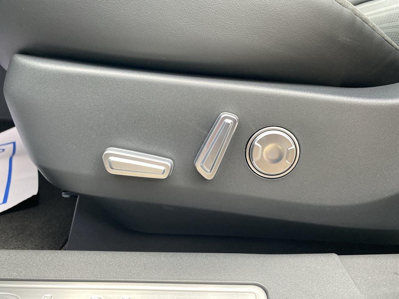 2024 Lincoln Nautilus Hybrid RESERVE Photo